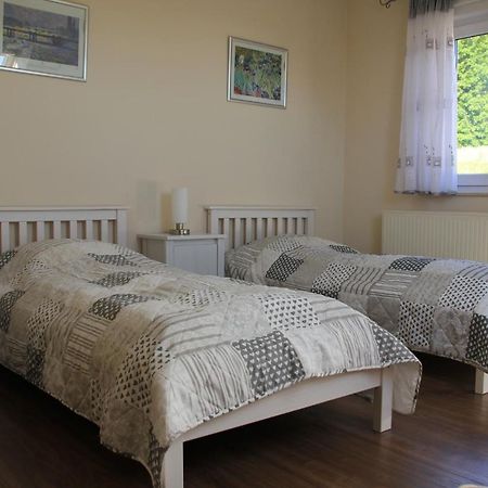 Ferienwohnung Bahnelblick 쿠로르트존스도르프 외부 사진