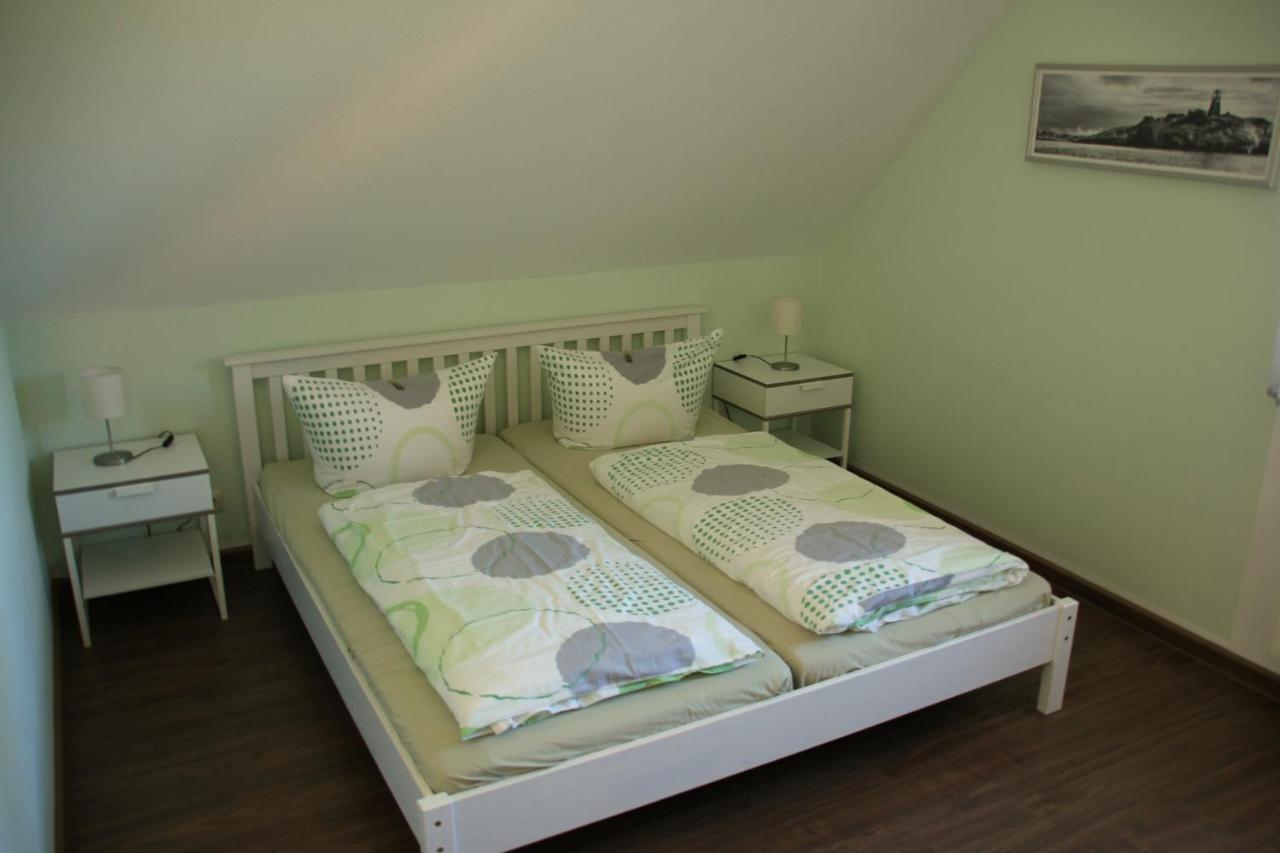 Ferienwohnung Bahnelblick 쿠로르트존스도르프 외부 사진